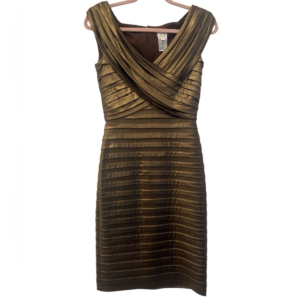 Cache Luxe Golden Bronze Bandage Sheath Dress Bodycon Sexy Size 4 stretch‎